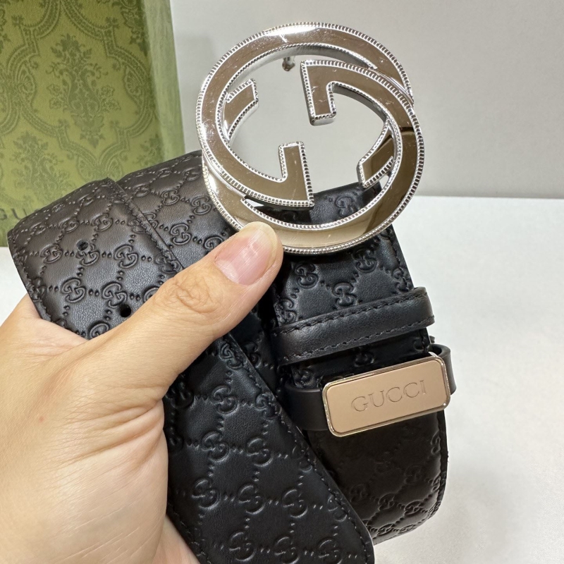 G*u*i belts